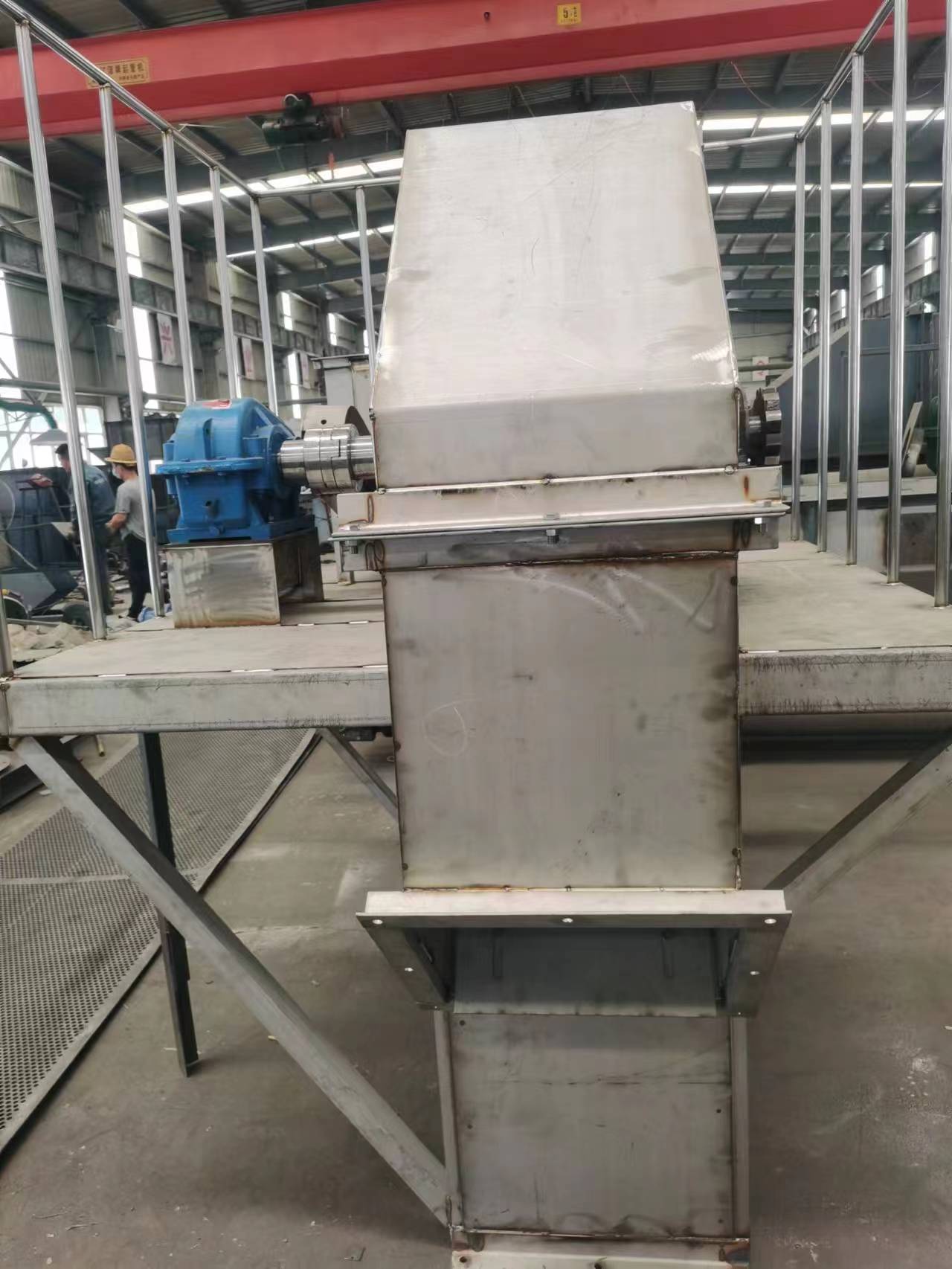 Z型提升機(jī)如何防止鏈條脫齒？ (提升機(jī)使用視頻)